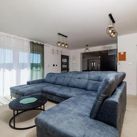 Hermosa Villa *