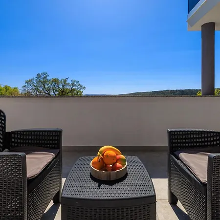 Hermosa Villa