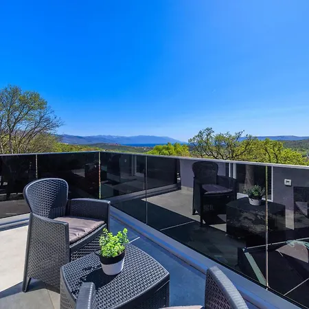 Hermosa Villa
